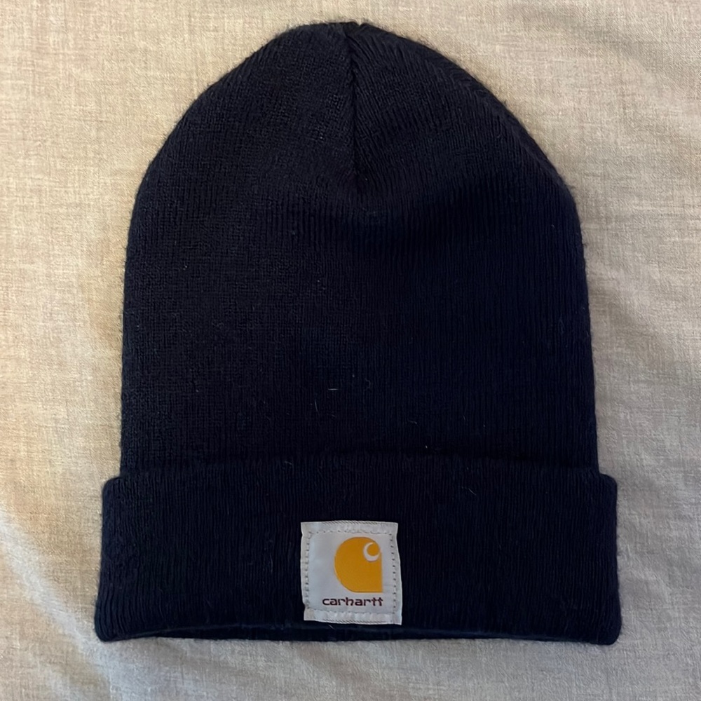 Like New. Carhartt Beanie. Navy Blue.